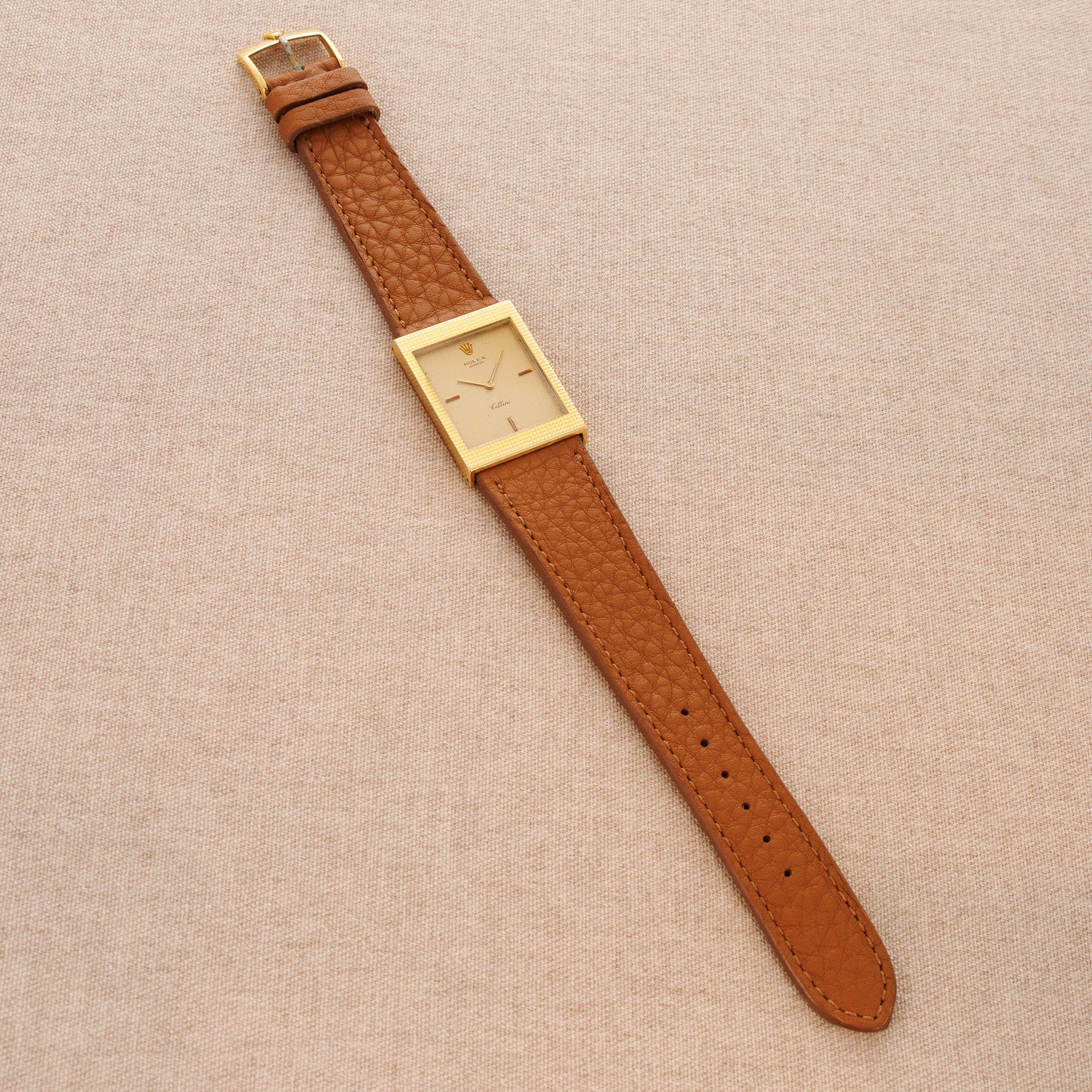 Rolex Yellow Gold Mechanical Cellini Ref. 4127 - Image 4