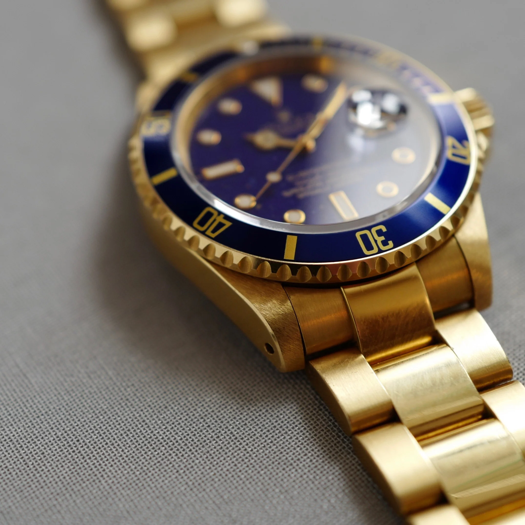 Rolex Yellow Gold Submariner Lapis Lazuli Watch Ref. 16618 - Image 9