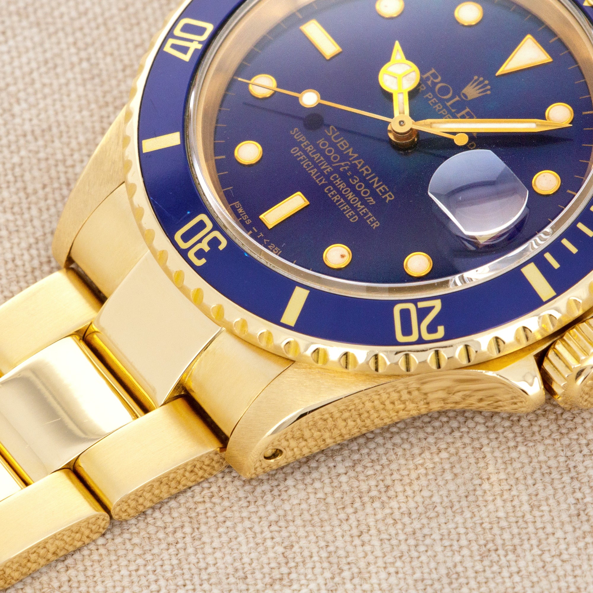 Rolex Yellow Gold Submariner Ref. 16618 - Image 4