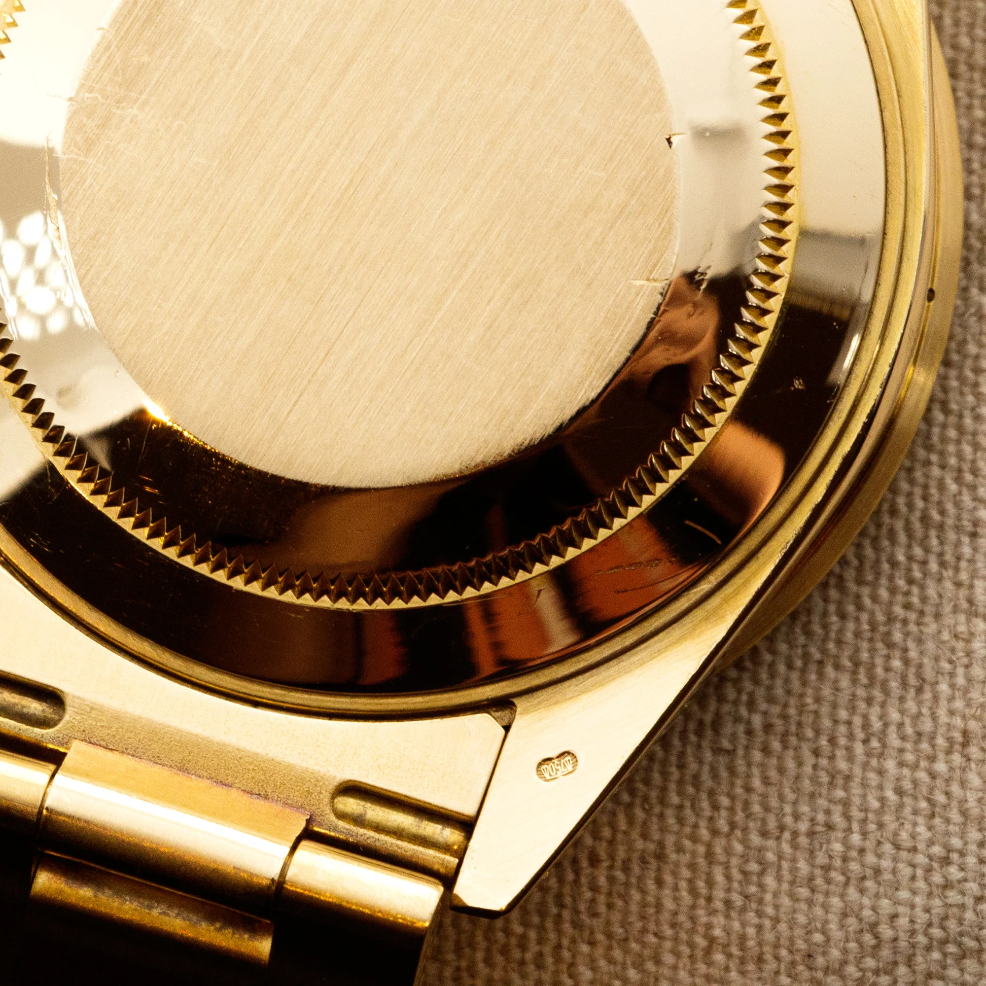 Rolex Yellow Gold Submariner Ref. 16618 - Image 5