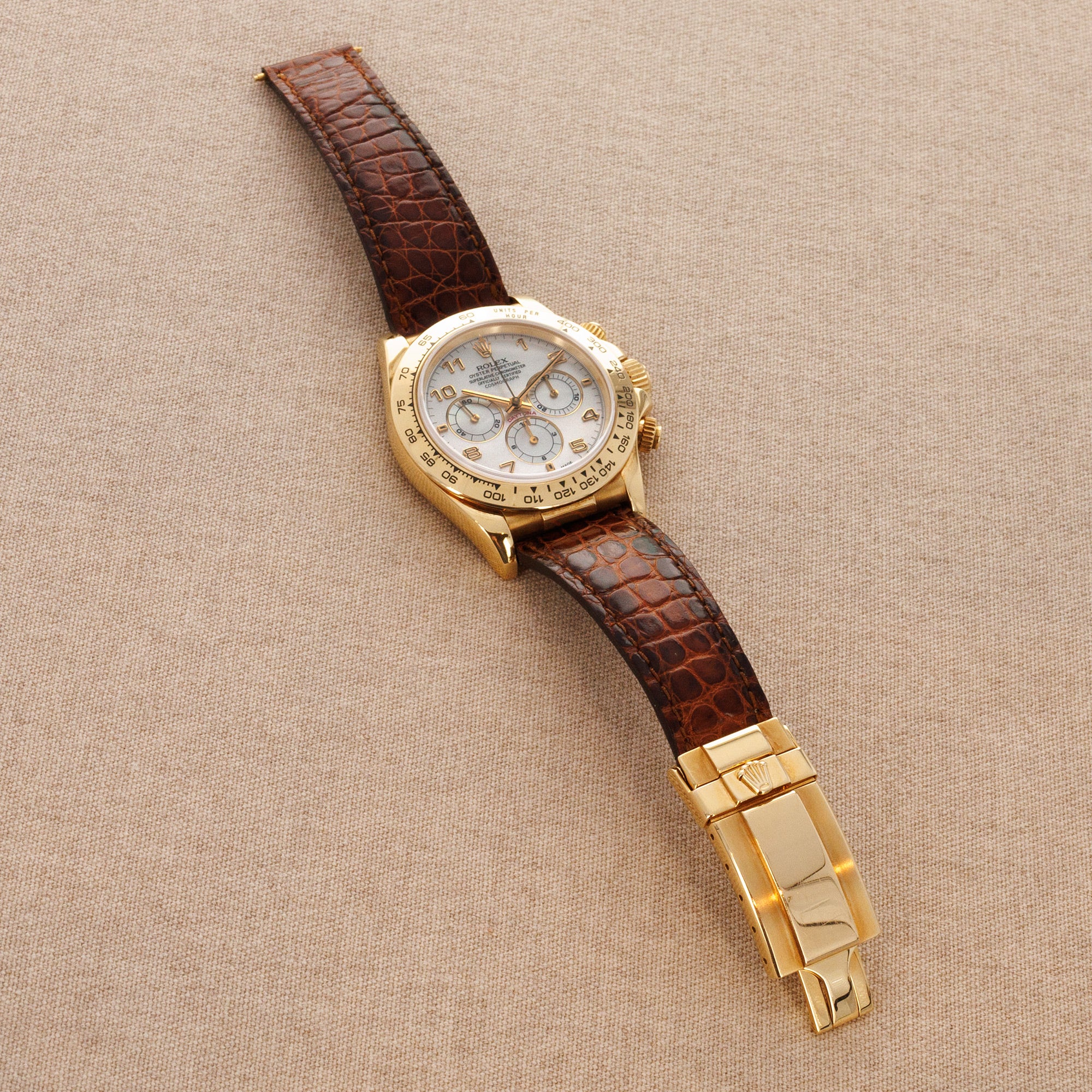 Rolex Yellow Gold Zenith Daytona Ref. 16518 with Mother of Pearl Dial - Image 4