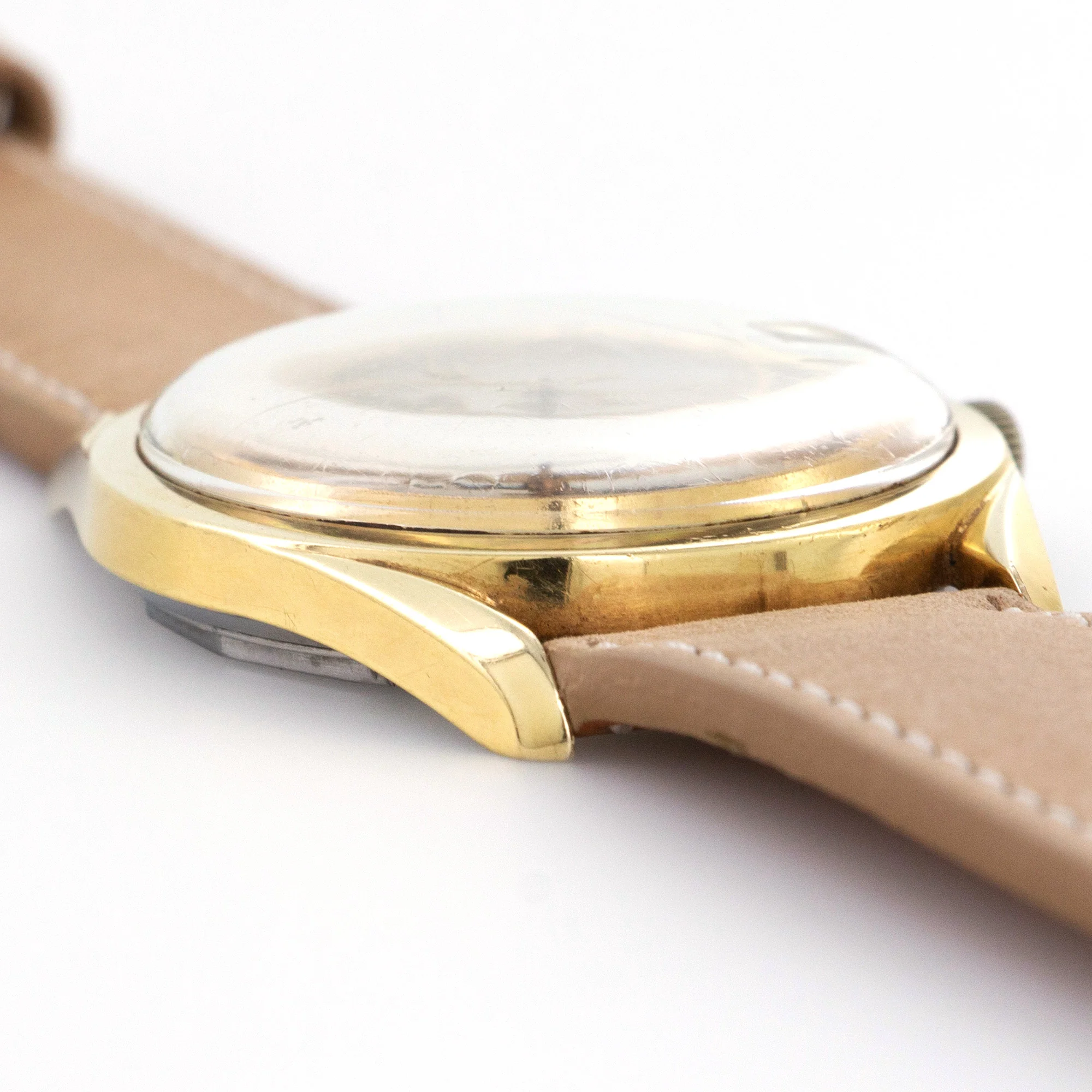 Universal Geneve Polerouter Date Tropical Watch - Image 3
