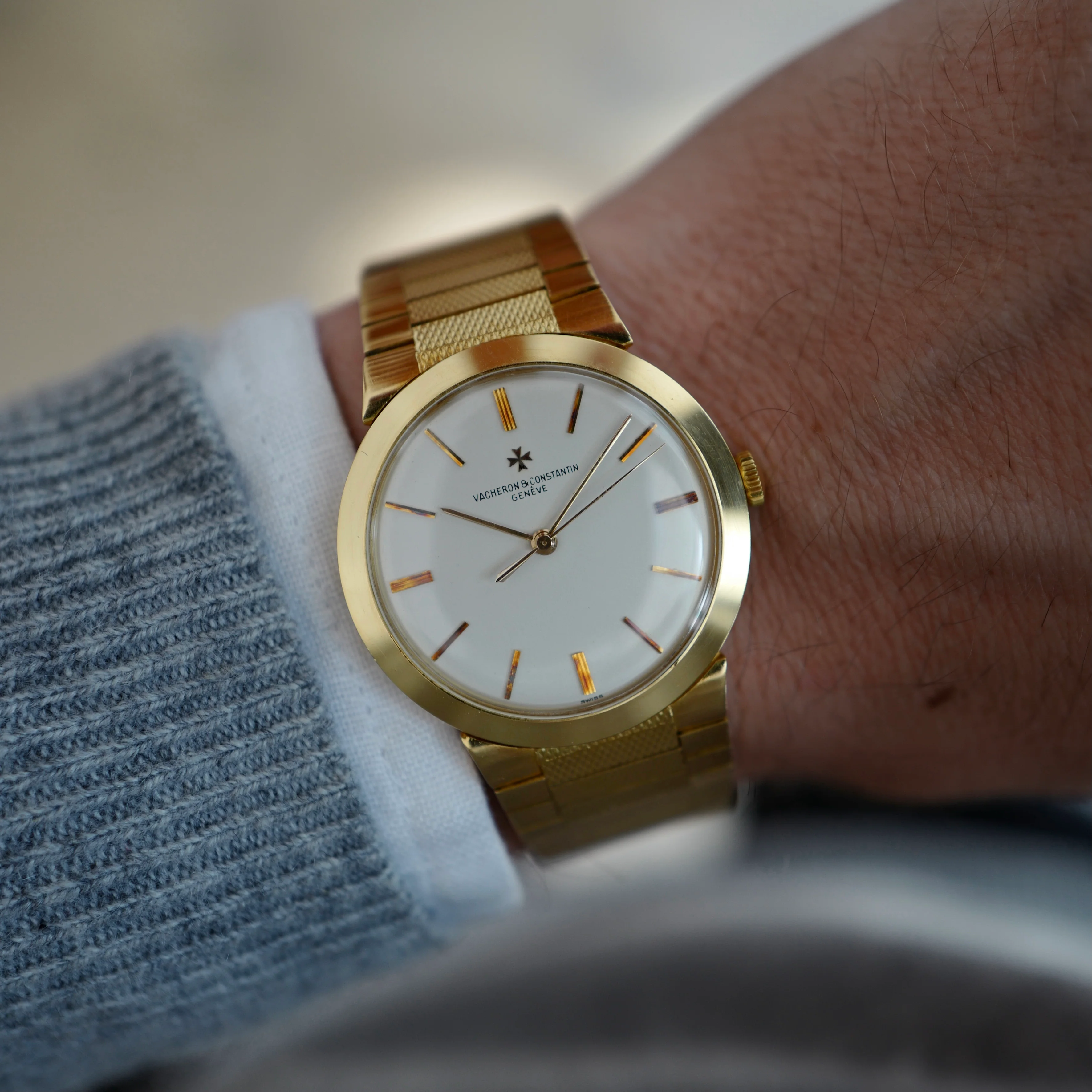 Vacheron Constantin Chronometre Royal Yellow Gold Bracelet Watch Ref. 6075 - Image 6