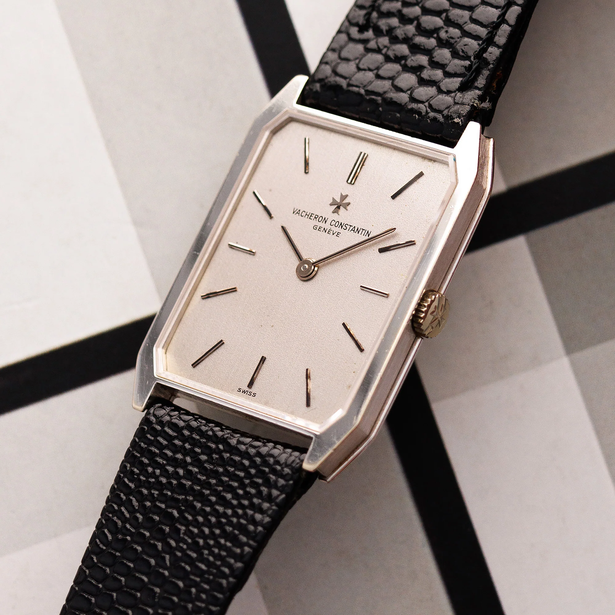 Vacheron Constantin White Gold Rectangular Watch Ref. 39200 - Image 2