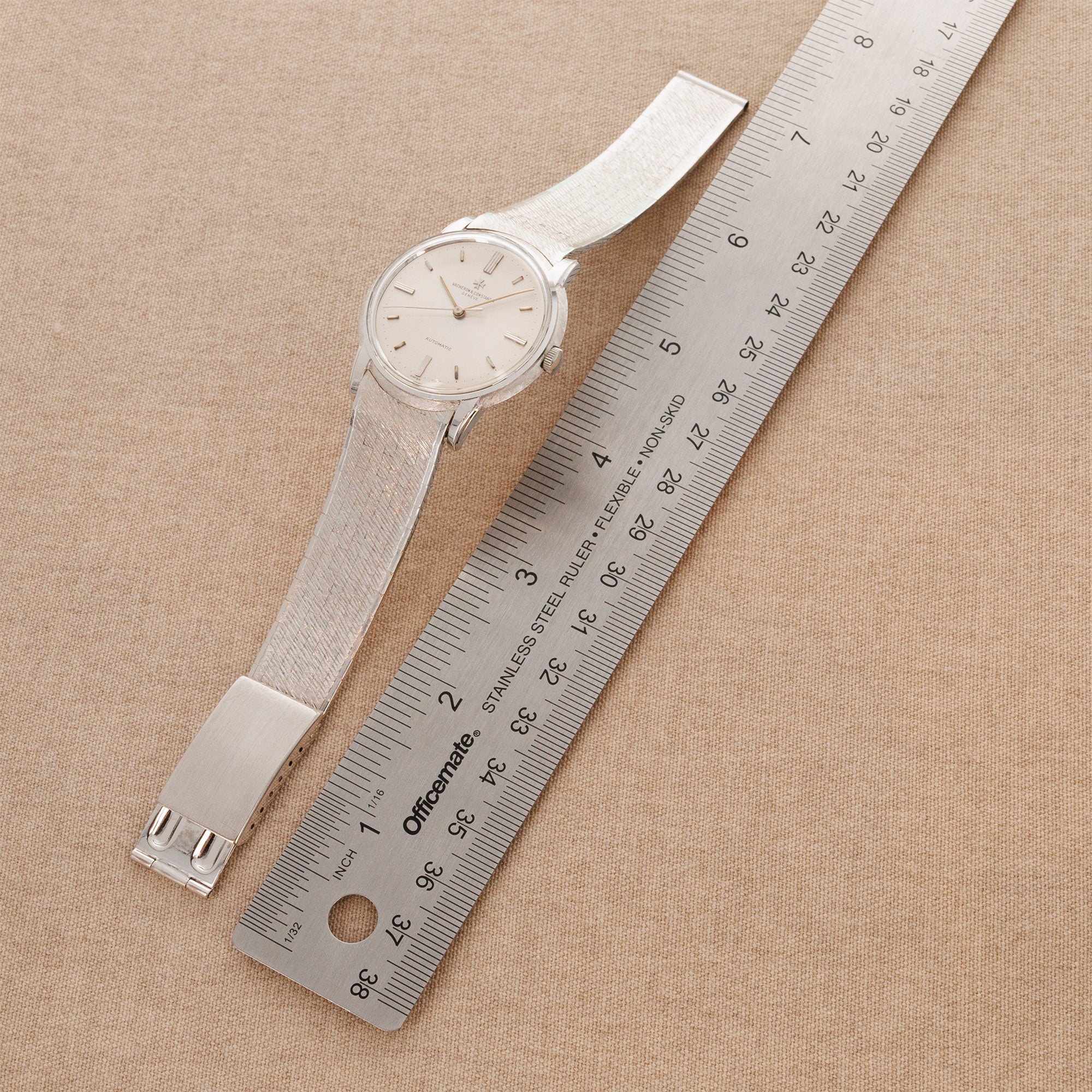 Vacheron Constantin White Gold Vintage Watch Ref. 6394 - Image 5