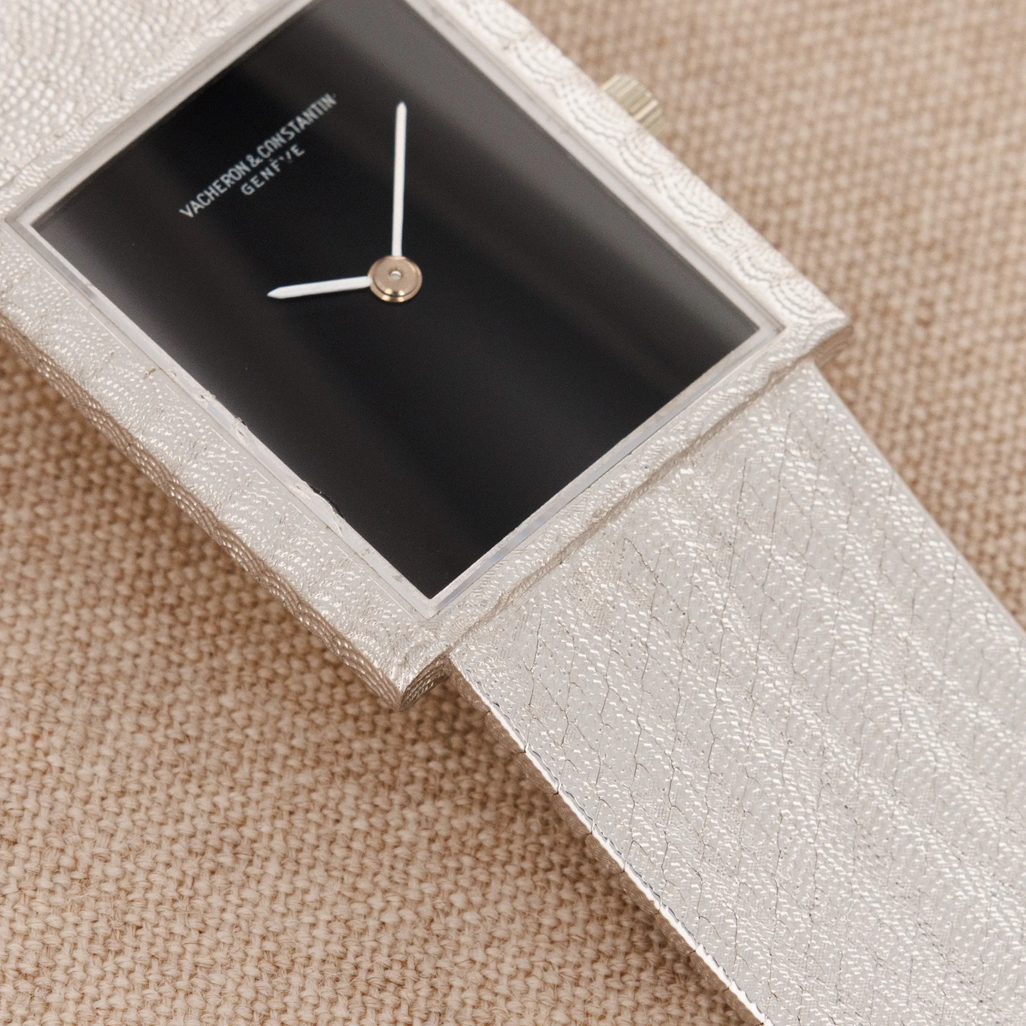 Vacheron Constantin White Gold Watch Ref. 33001 with Onyx Dial - Image 4