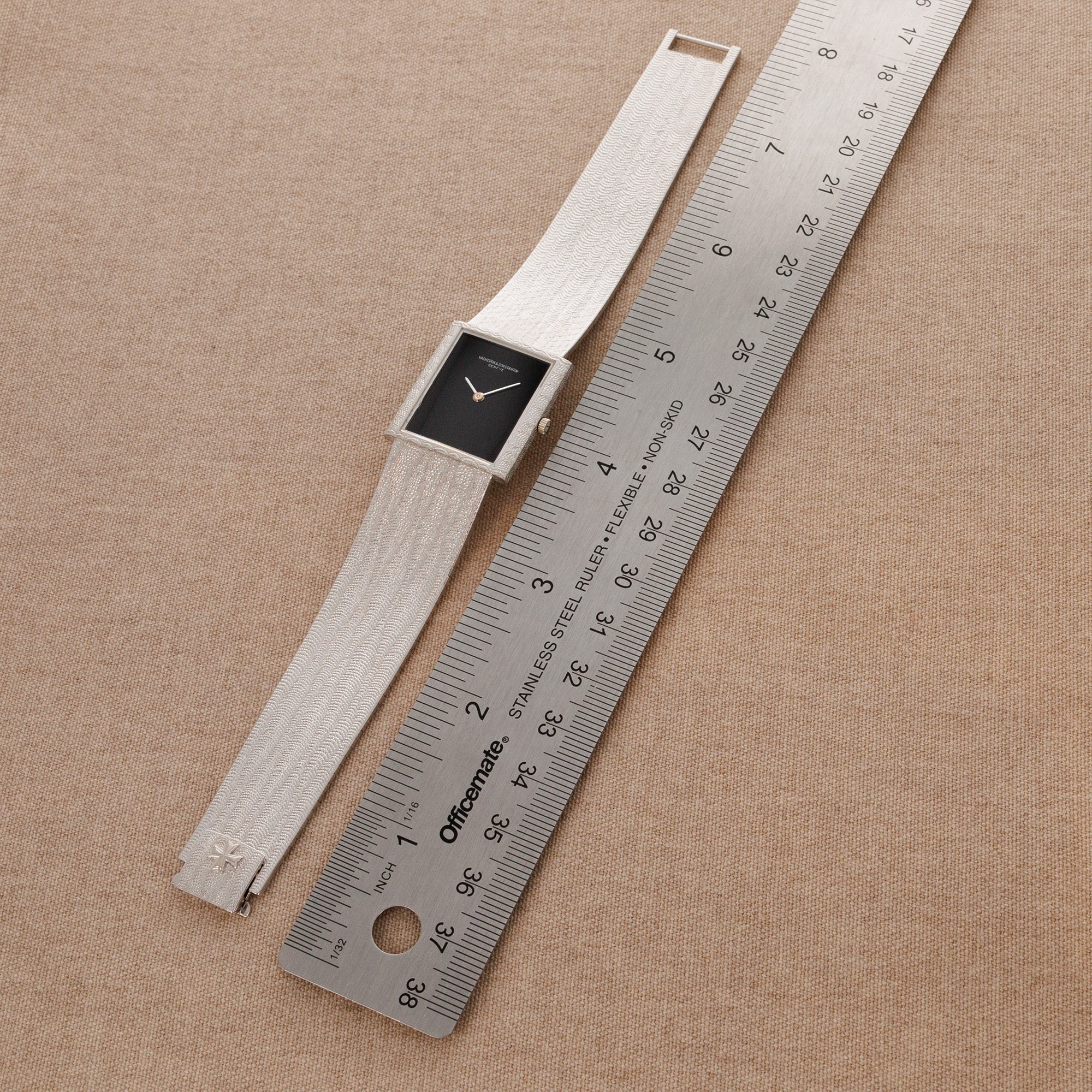 Vacheron Constantin White Gold Watch Ref. 33001 with Onyx Dial - Image 5