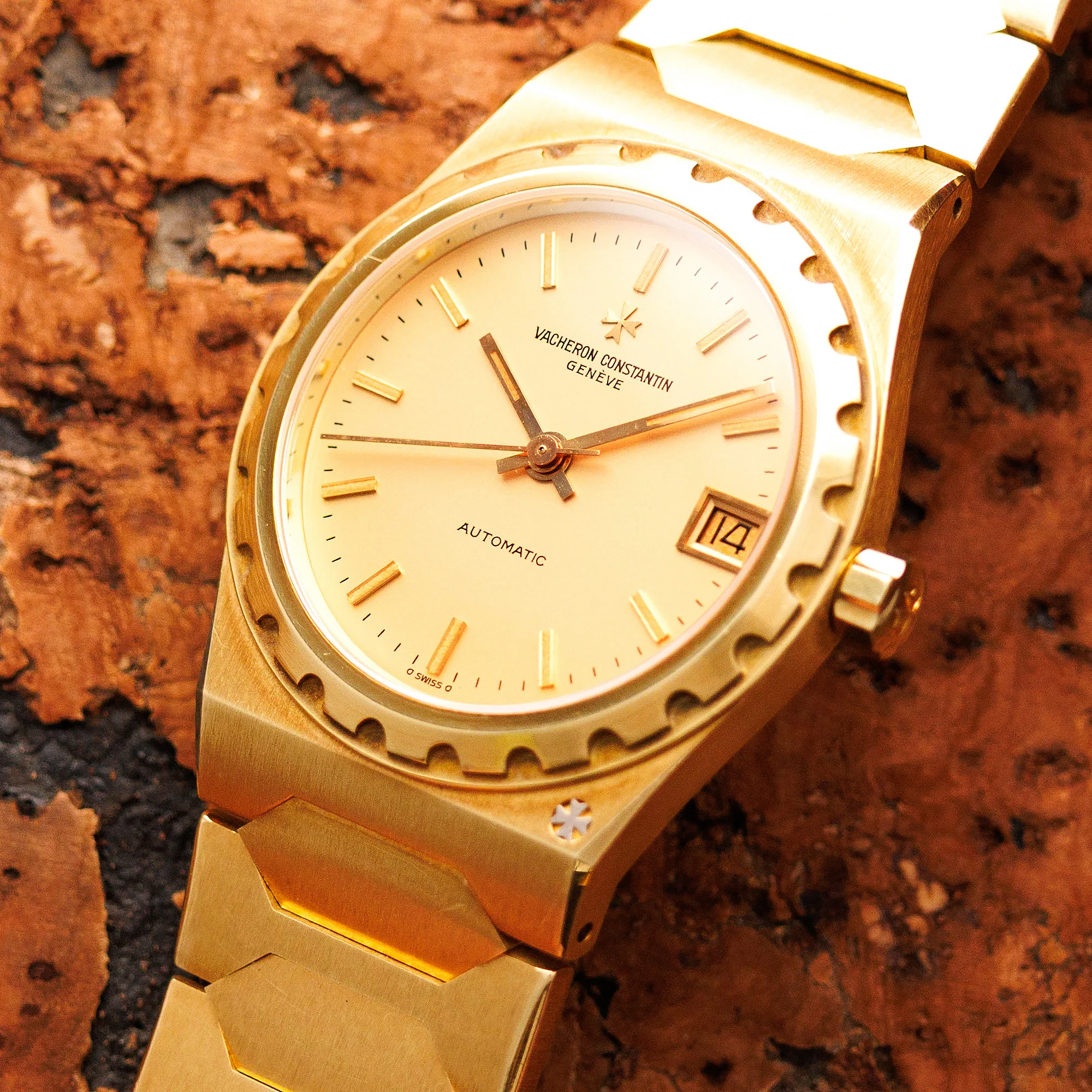 Vacheron Constantin Yellow Gold 222 Ref. 46003 with Box and Extract Paper - Image 2