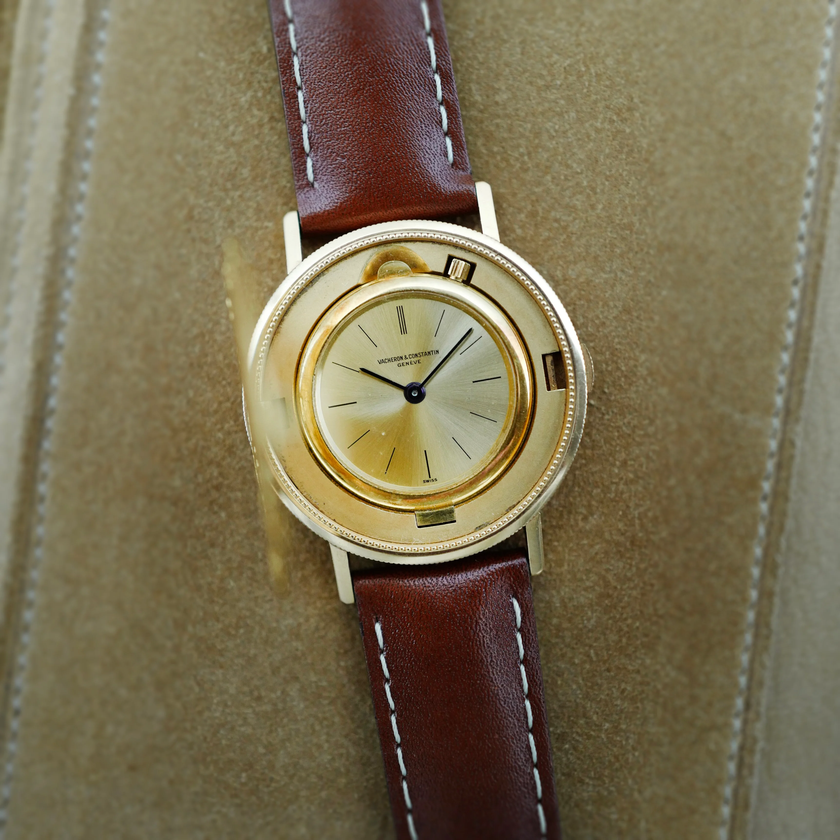 Vacheron Constantin Yellow Gold Coin Watch (New Arrival - Image 3