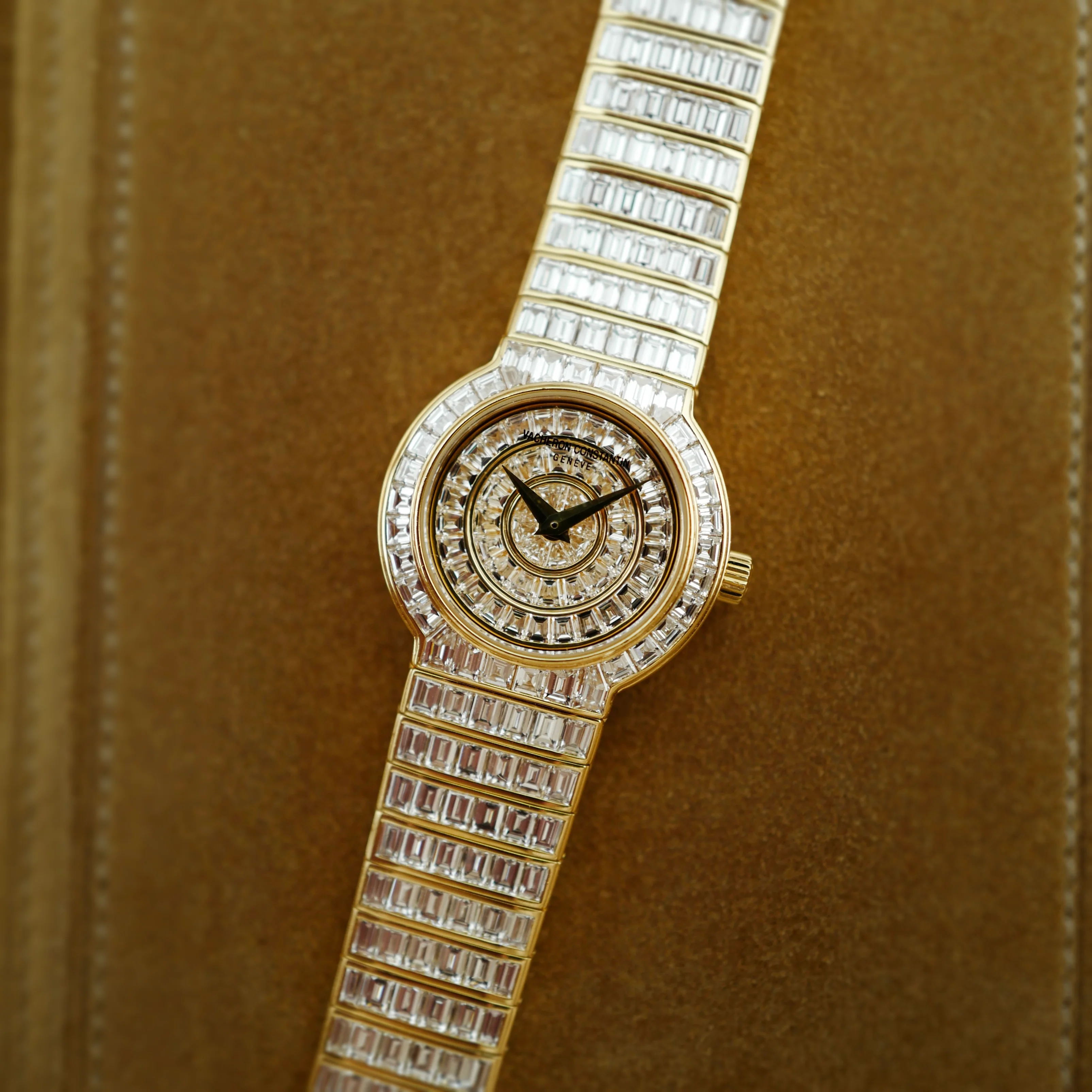 Vacheron Constantin Yellow Gold Kalla Ref. 10546/146j (New Arrival) - Image 4