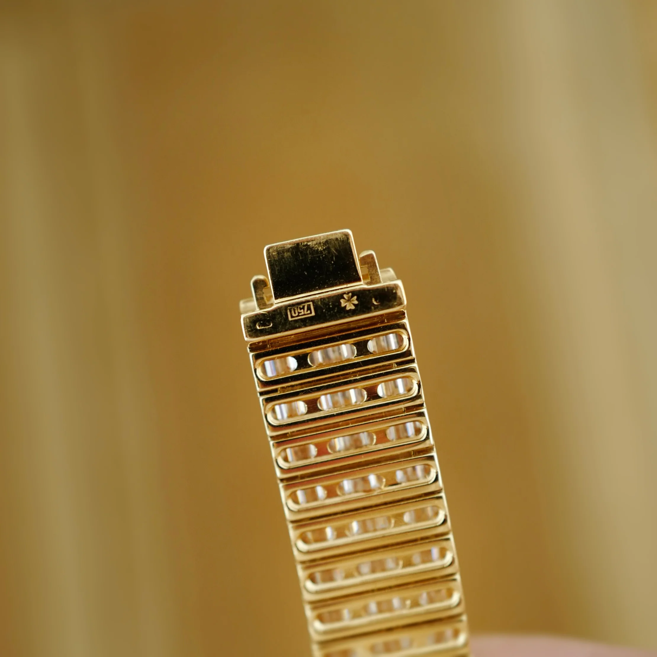 Vacheron Constantin Yellow Gold Kalla Ref. 10546/146j (New Arrival) - Image 7
