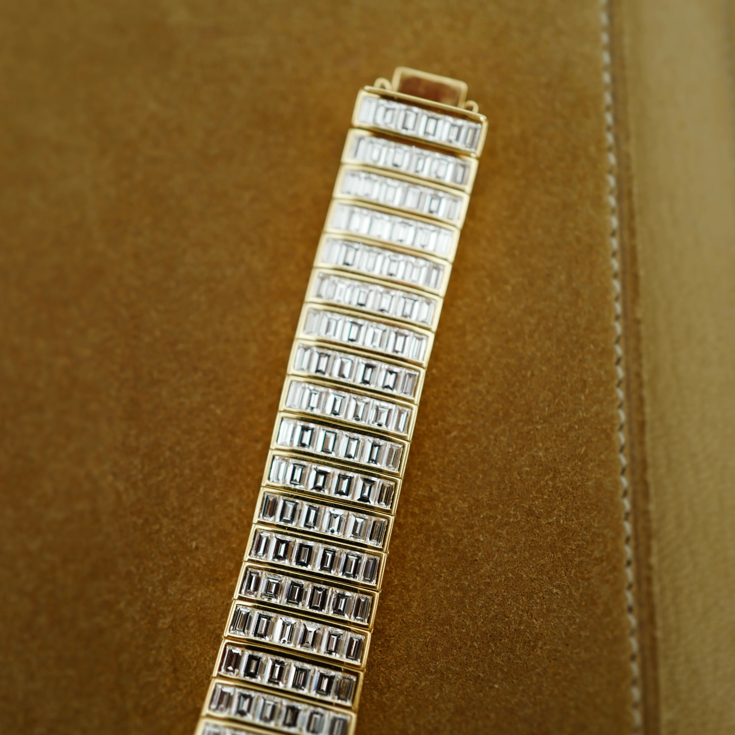 Vacheron Constantin Yellow Gold Kalla Ref. 10546/146j (New Arrival) - Image 8