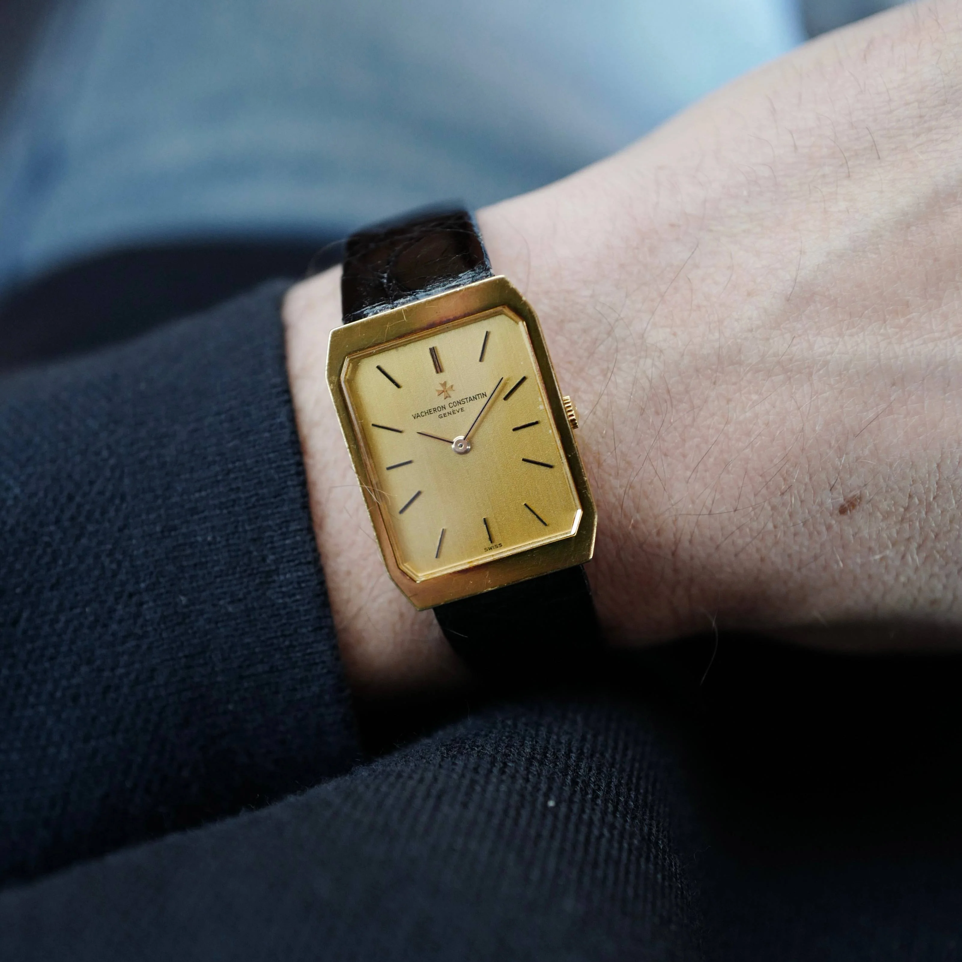 Vacheron Constantin Yellow Gold Rectangular Watch - Image 3