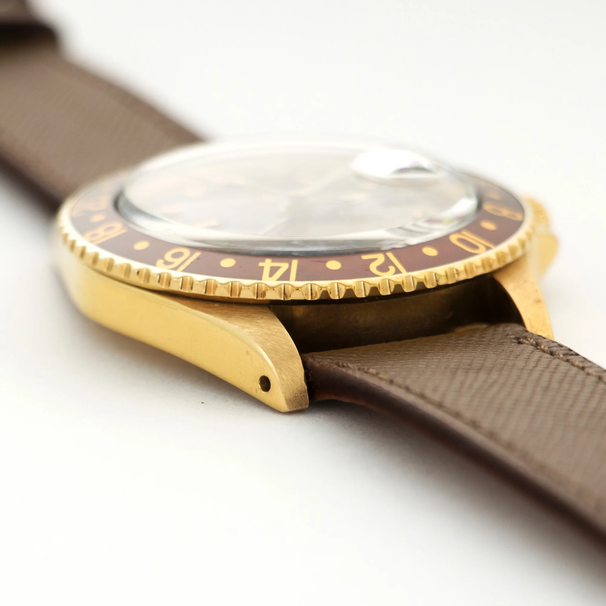 Vintage Rolex Root Beer GMT-Master Gold Brown Ref. 1675 with Paper - Image 3